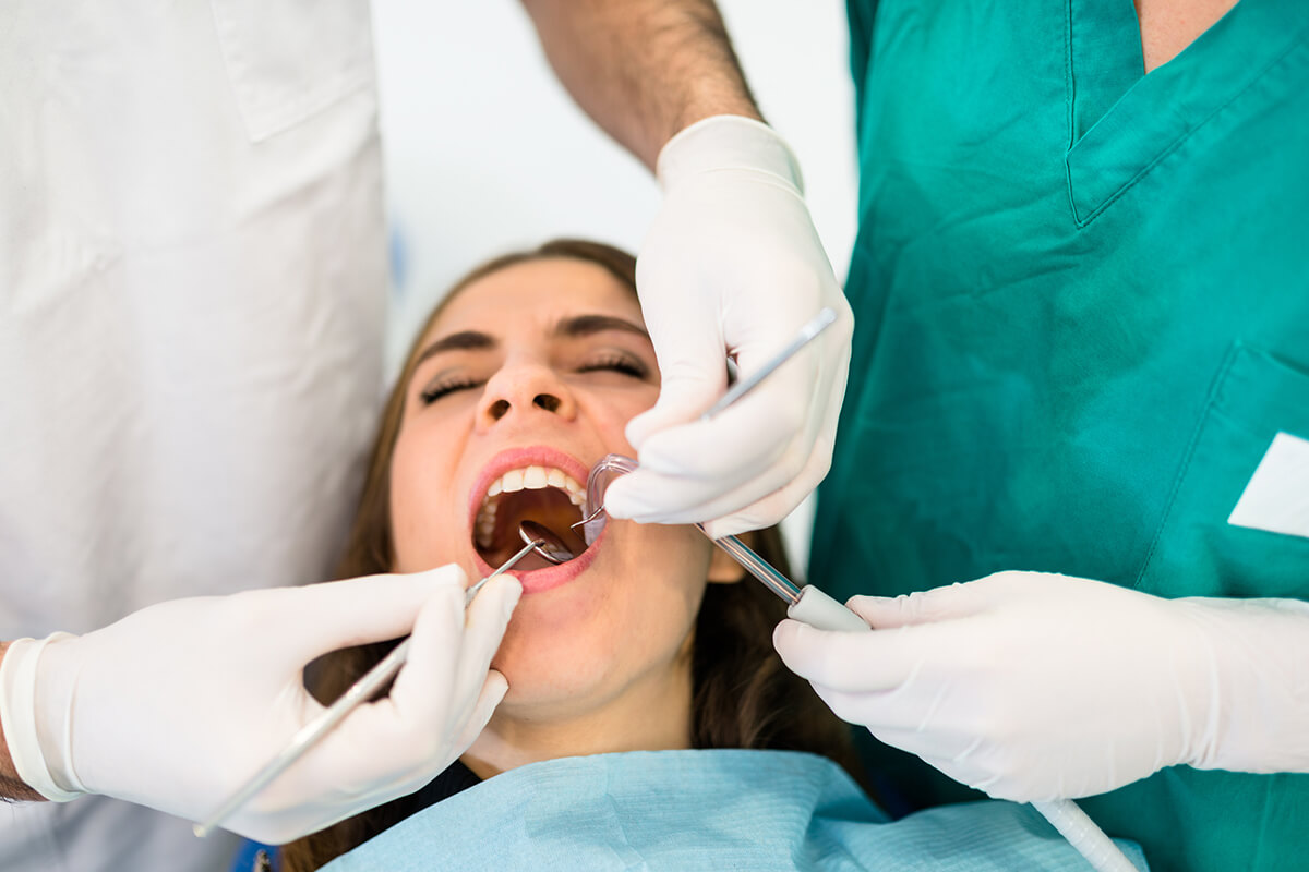 Can General Dentistry Repair a Knocked Out Tooth?